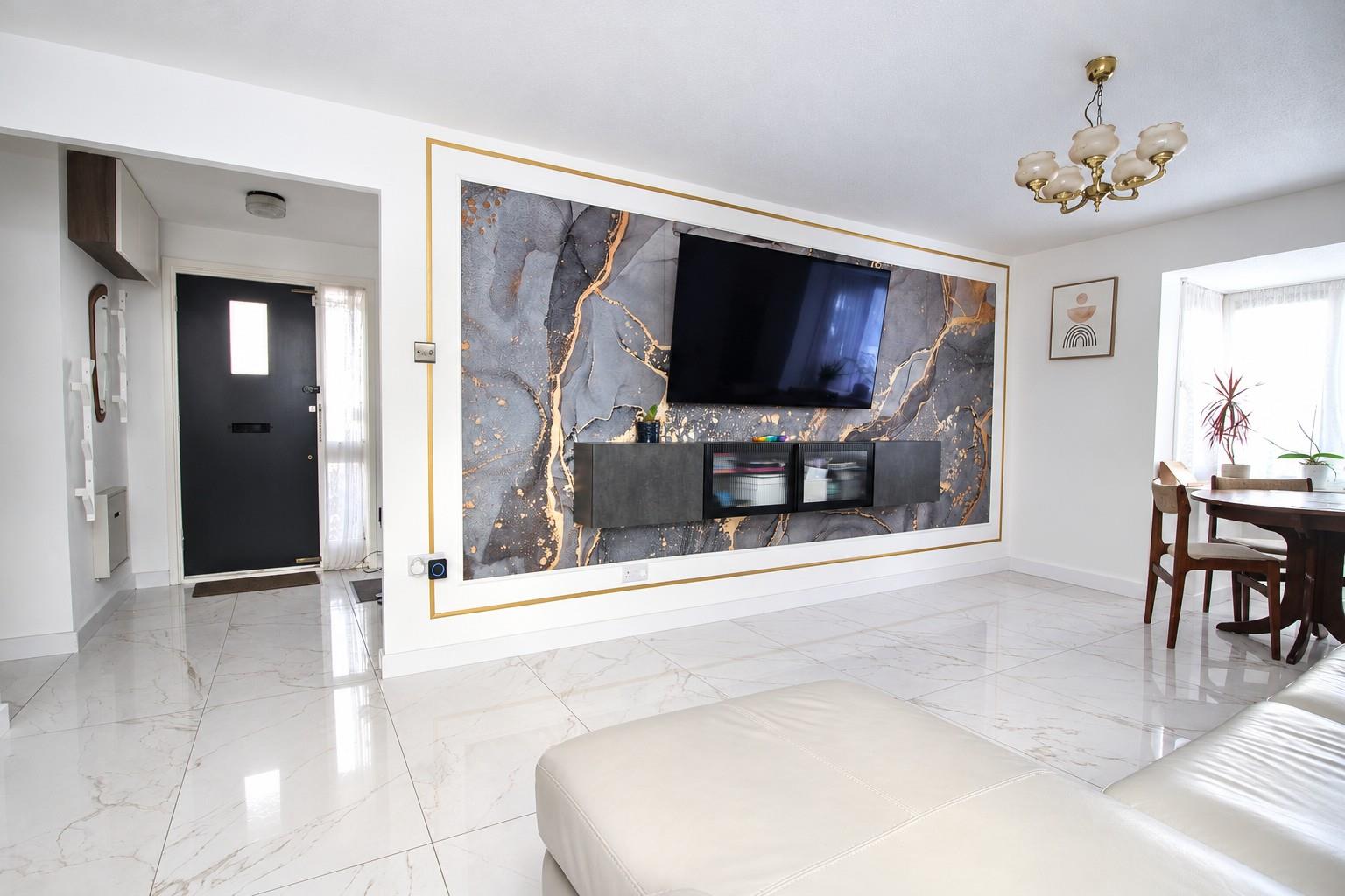 Cornwall Close, Tilehurst, Reading